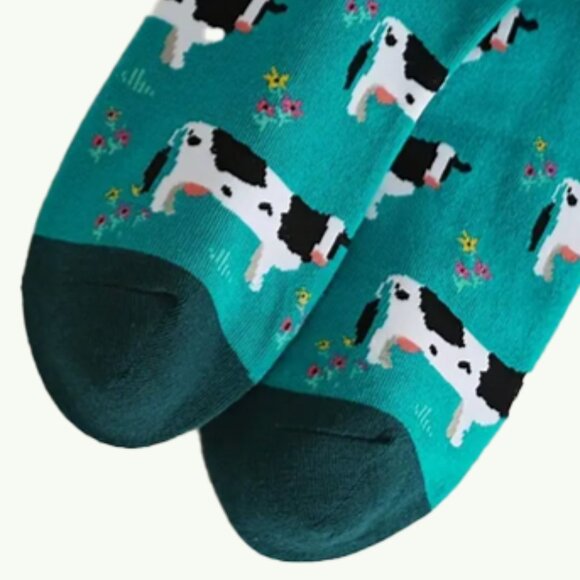 2 Pairs of Cow Socks - Picture 6 of 7